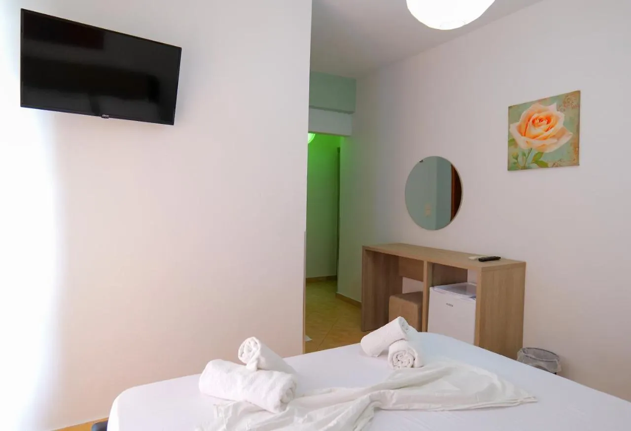 Hotel Driloni Ksamil 4*,  Albania