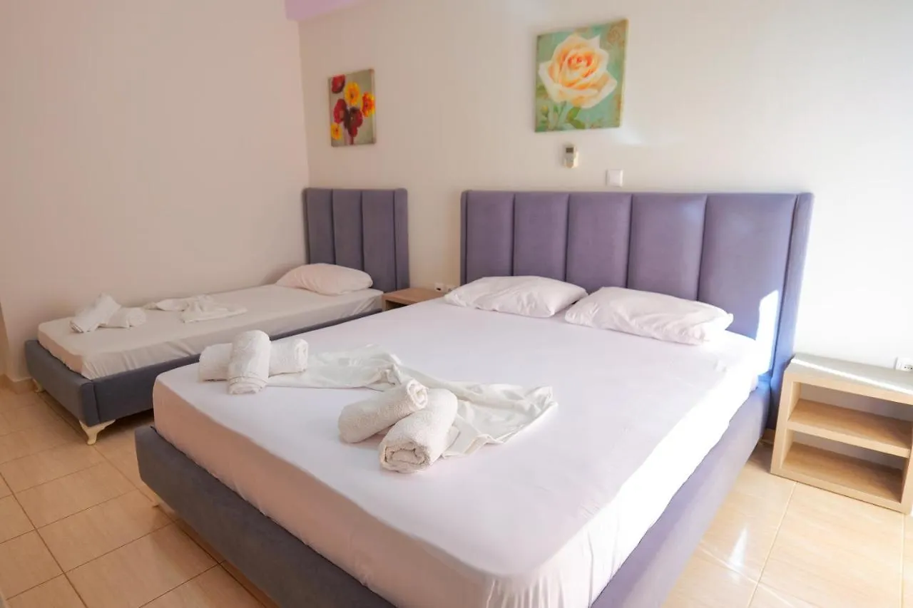 ****  Hotel Driloni Ksamil Albania