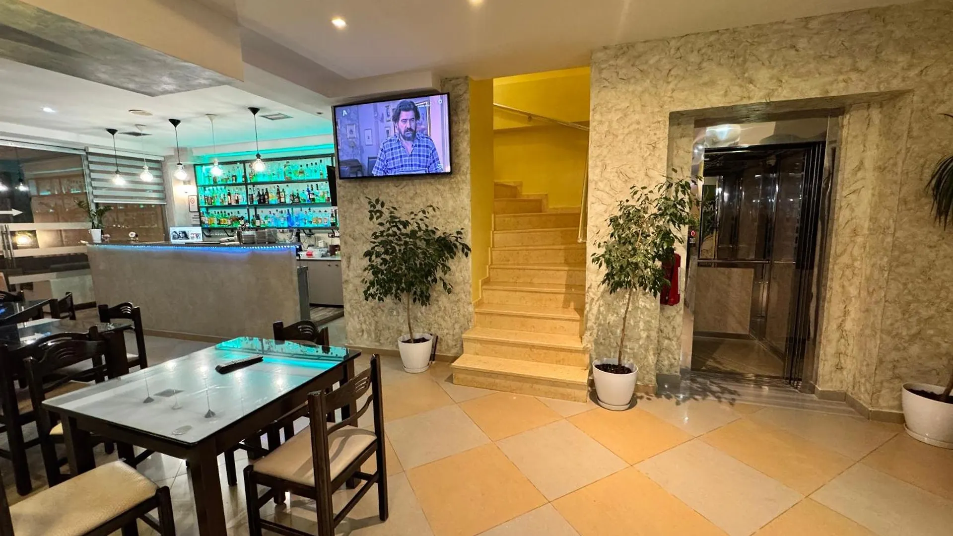 Hotel Driloni Ksamil 4*,