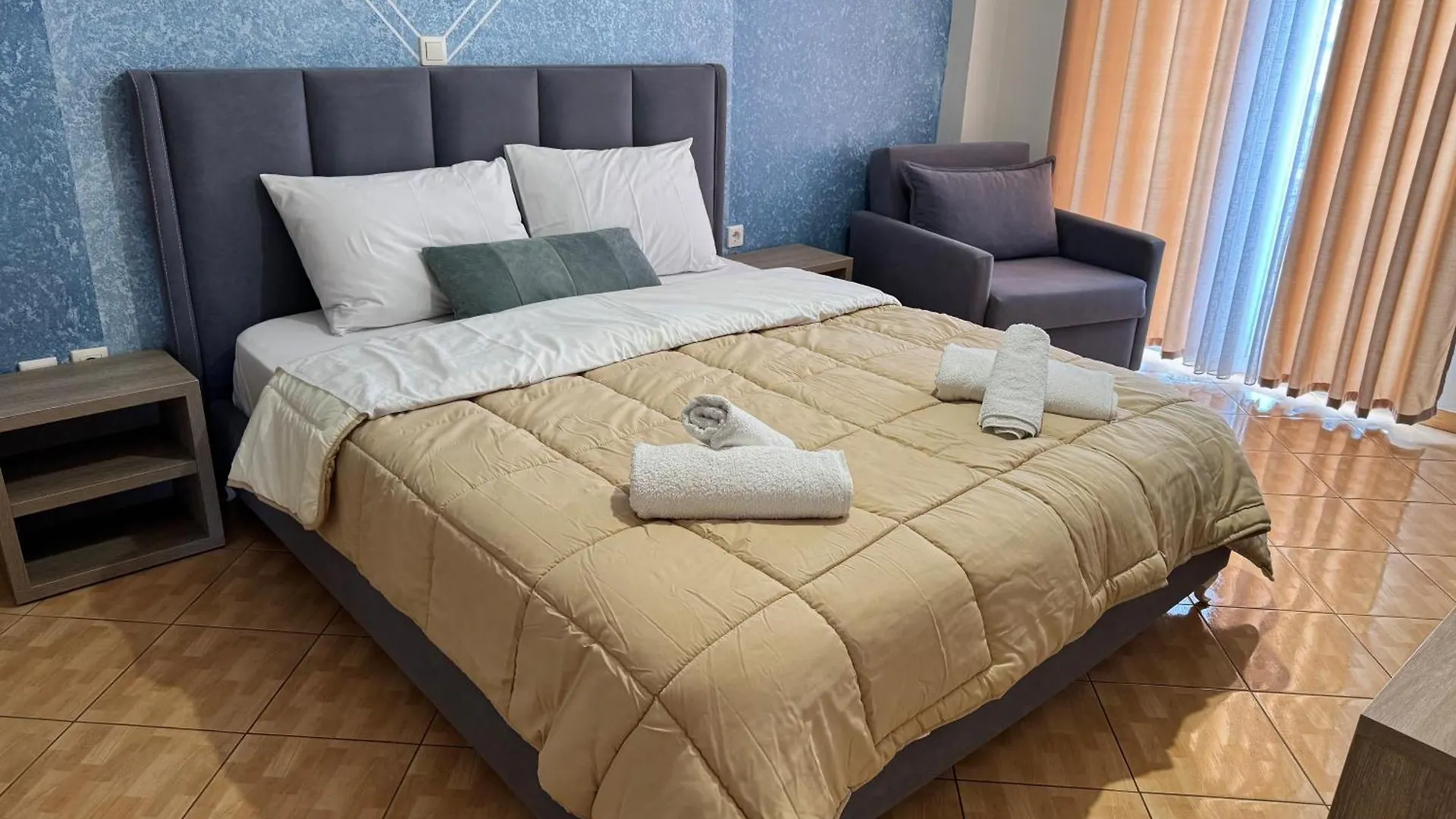 Hotel Driloni Ksamil 3*,  Albania