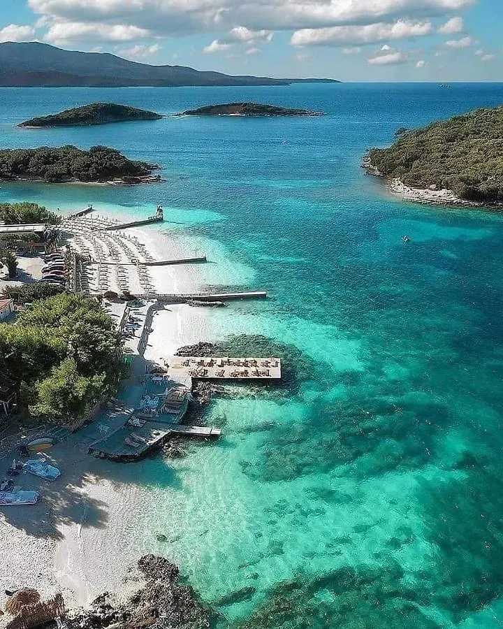 Hotel Driloni Ksamil 4*,