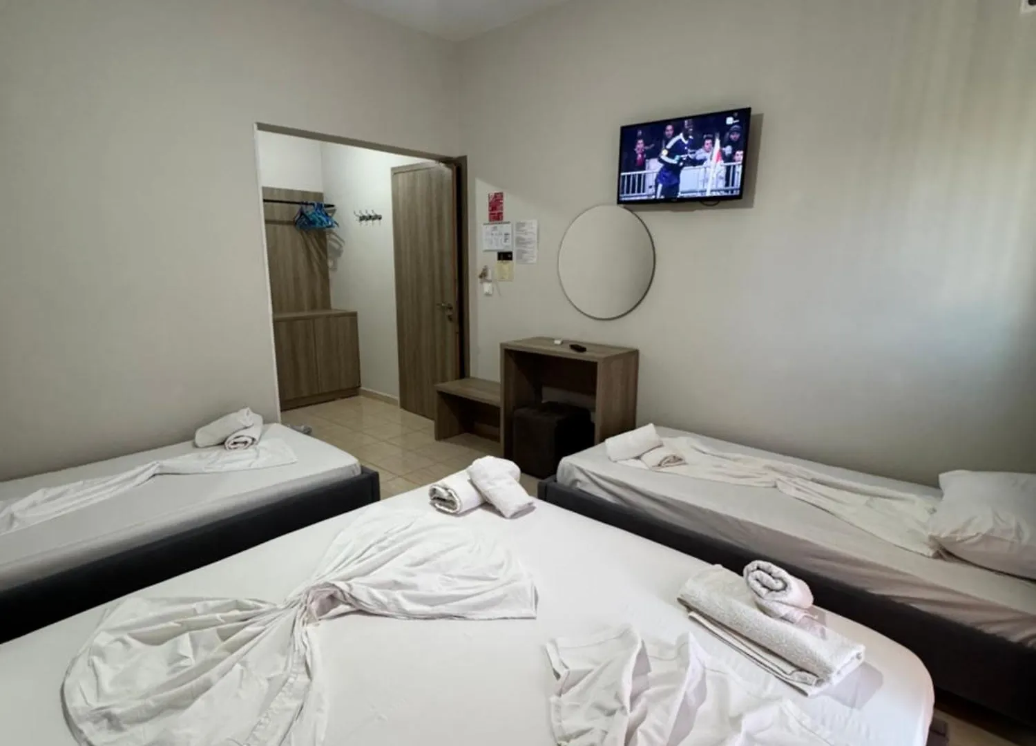 Hotel Driloni Ксамил 3*,