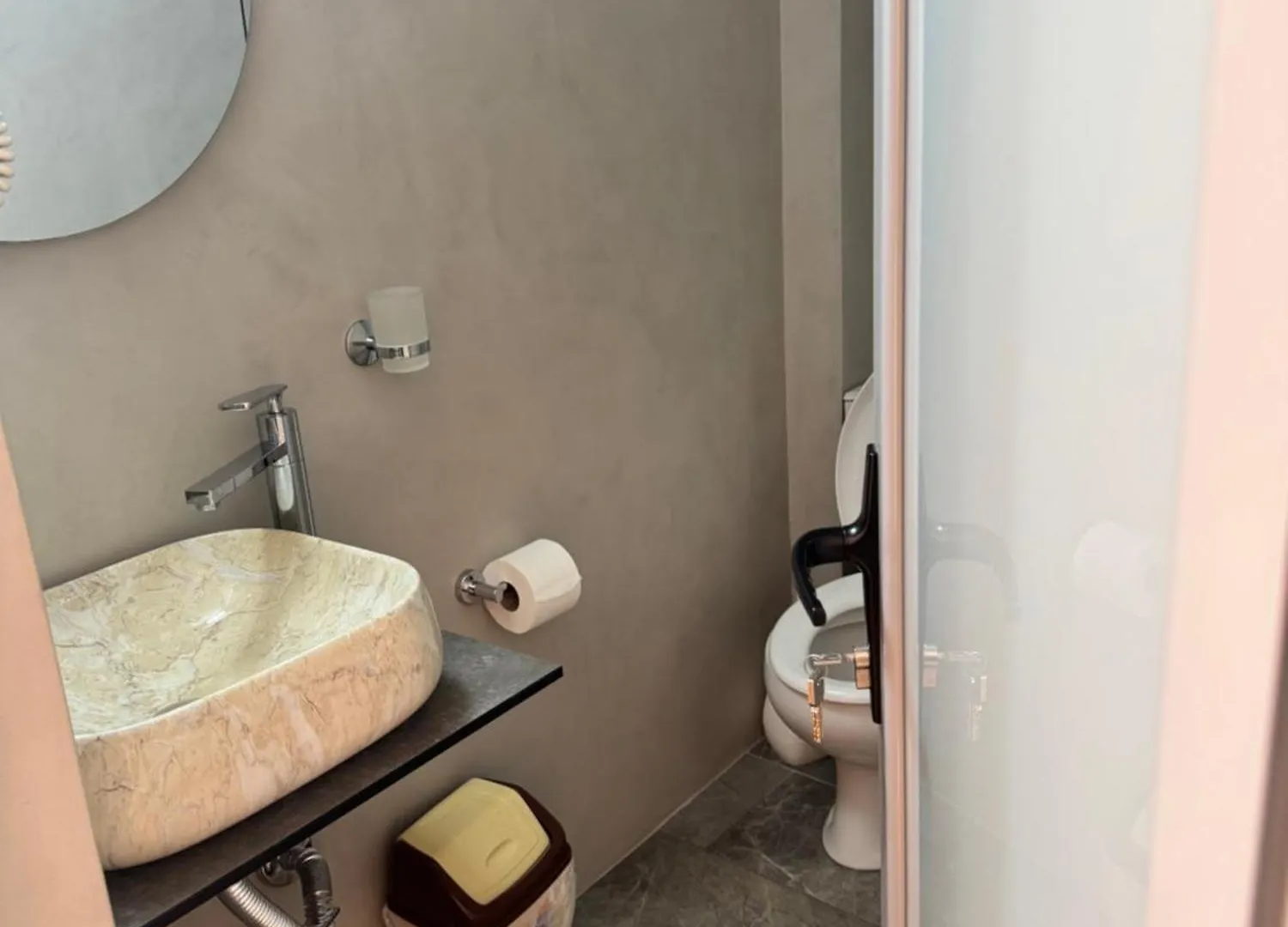 Hotel Driloni Ксамил