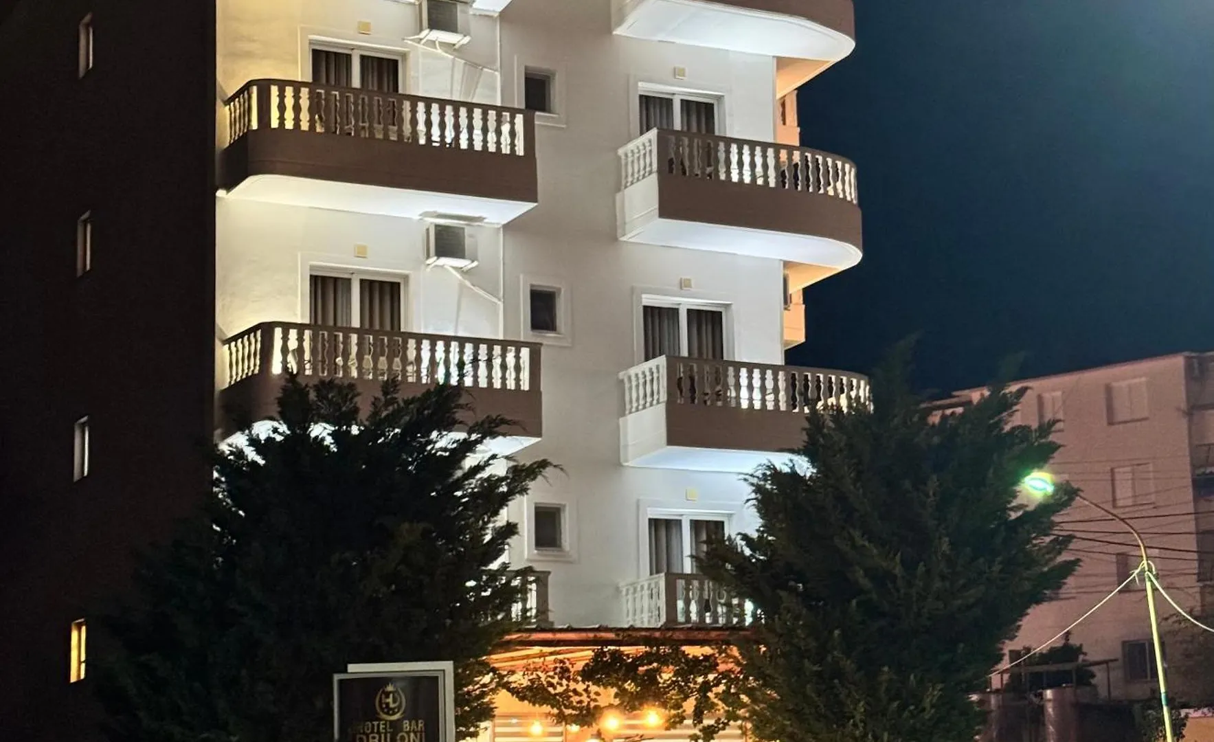Hotel Driloni Ксамил